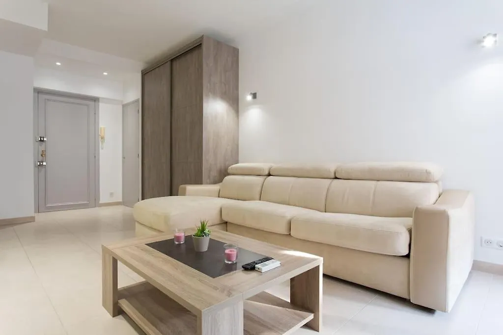 2 Pieces De Jonathan - Juan Les Pins Centre - Proche Plages 0*, Juan-les-Pins