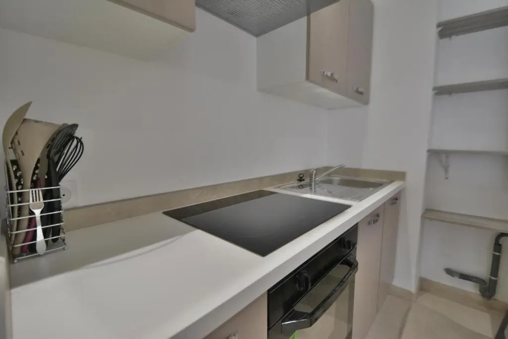 Apartment 2 Pieces De Jonathan - Juan Les Pins Centre - Proche Plages