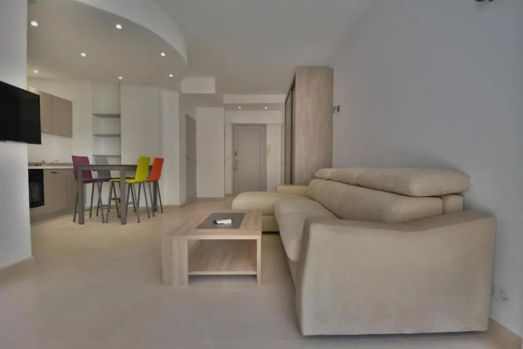 2 Pieces De Jonathan - Juan Les Pins Centre - Proche Plages