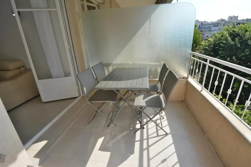 2 Pieces De Jonathan - Juan Les Pins Centre - Proche Plages Francia
